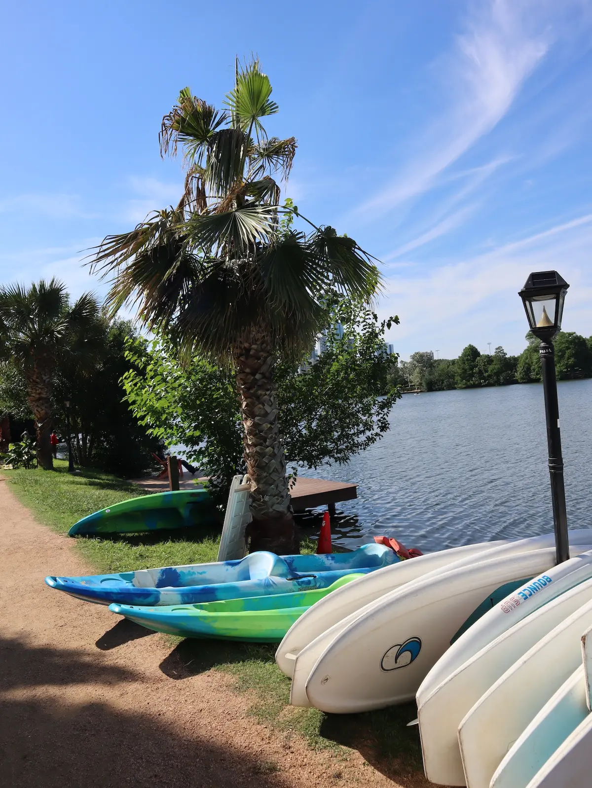 Live Love Paddle kayaking and paddleboarding on Lady Bird Lake, Austin